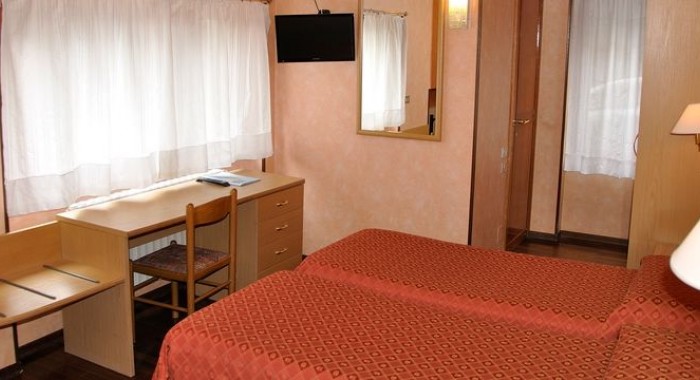 Hotel Sud Ovest, Sestriere ski chalet, image 4